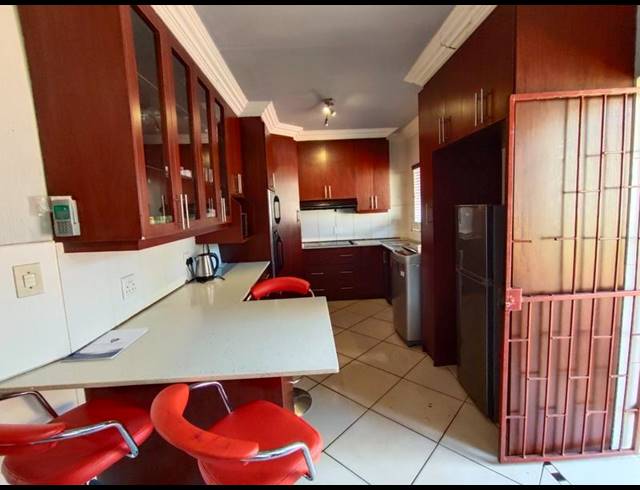 3 BEDROOM HOUSE FOR SALE IN ELDORETTE